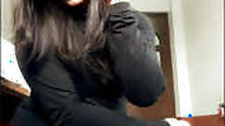 Desi horny college girl MMS clips