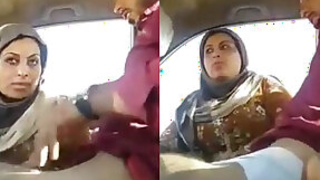 Pakistani Couple Fucking In Car