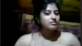 Desi Gf Showing Breasts On Video Call