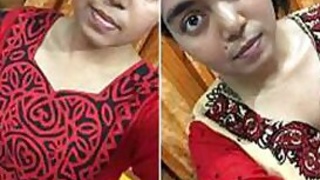 Lucky Indian desi girl tests new phone camera filming the naked body