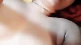 Sexy Bhabhi Takes Selfies