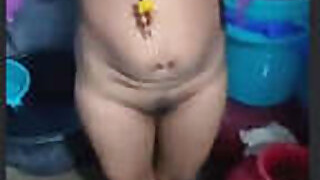 Tamil sari auntie strips naked