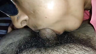Indian whore gives a blowjob and cum