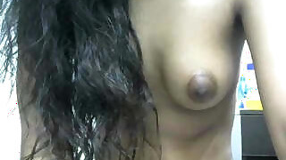 Pretty Indian College Girl Shows Tits