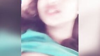 Desi's hot selfie scene shot for her boyfriend