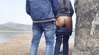 The romance of the couple Desi and Fuck outdoors