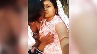 Soft Desi big bra buddies shove sex outdoors MMC