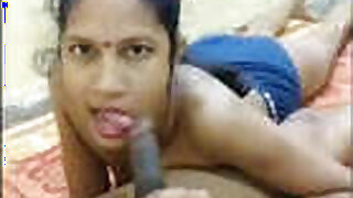 Sexy Bhabhi gives blowjob Part 1