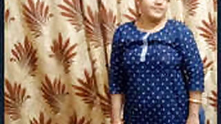 India's Most In-Demand Indian Bhabhi Wearing Husband's Video