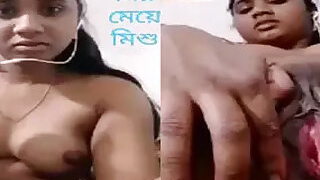 Bangladeshi girl shows her pussy hole on video call