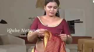 Model Mona Expression Video on how to wear a brown sari without a bra, a fashionably draped sari