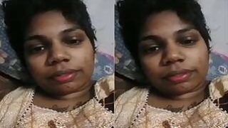 Cute Tamil Girl Shows Tits on Video Call