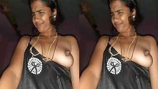 Recording Tamil Wife's Bathing from Husband