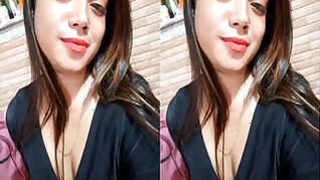 Horny Indian Girl Shows Tits and Pussy