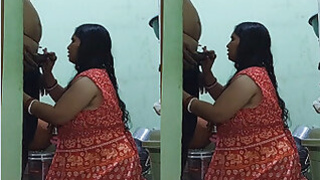 Desi Bhabhi Gives a blowjob and fucks in the Kitchen